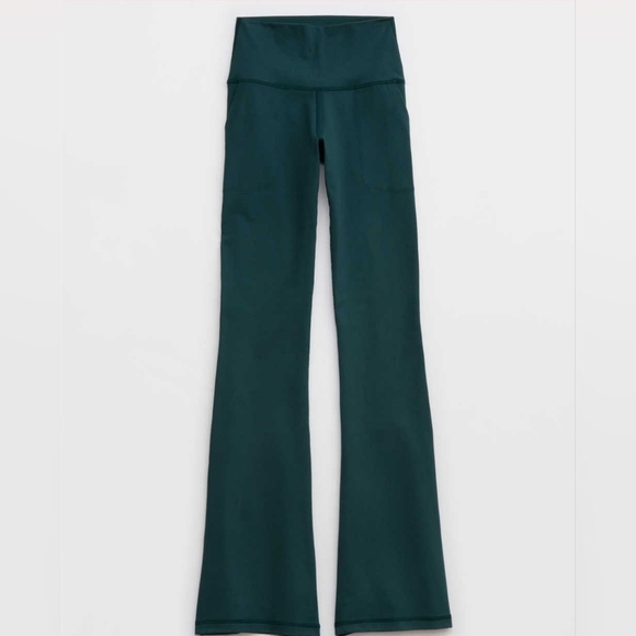 Offline By Aerie The Hugger Pocket Bootcut Leggings Deep Forest Green XS - Picture 3 of 9